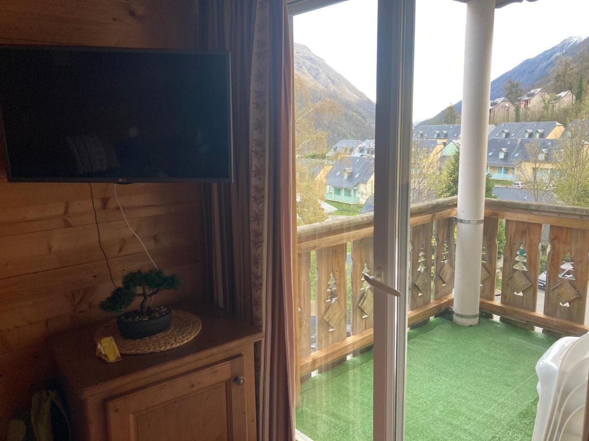 Appartement 4/6 Pers 38M2, Vue Montagne, Piscine Chauffee, 500M Centre Ville Cauterets Exteriör bild